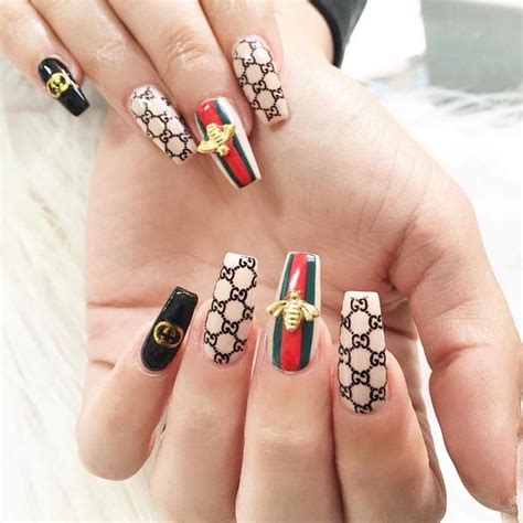 gucci nail set|Gucci nails images.